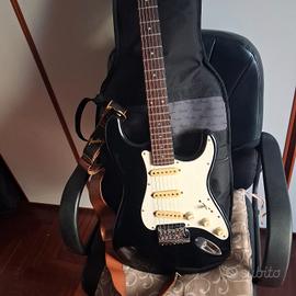 Chitarra fender stratocaster