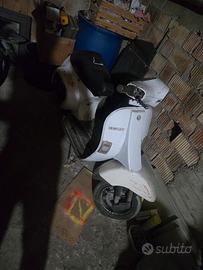 vespa v 50 automatica