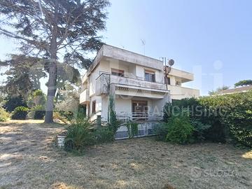 Villa bifamiliare Anzio [Via EucaliptiVRG]