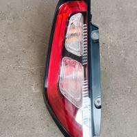 Fanale posteriore led sx Fiat Punto Evo 