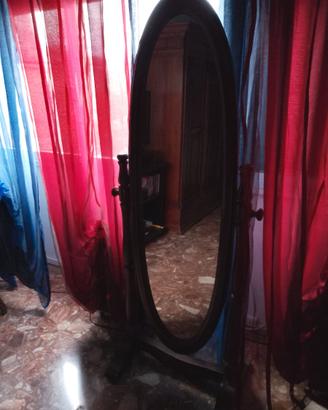 Specchio da terra o “psiche”