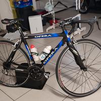 Bicicletta da corsa Pinarello Opera