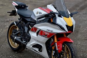 Yamaha R7 World GP 60th Anniversary 2023 Depo