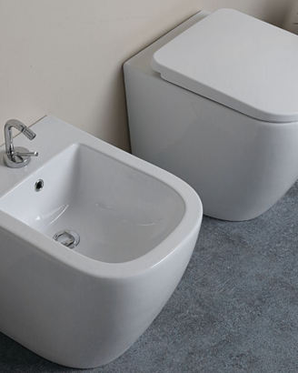 Coppia sanitari a terra BLOCCO