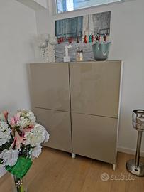Mobile IKEA Besta con vetro + Madia IKEA Besta