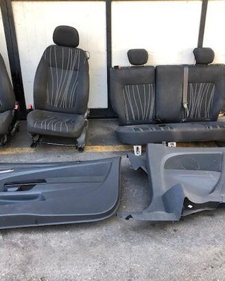 Sedili grigio scuro Opel Corsa 2011 3 porte