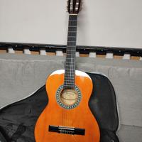 Chitarra classica 3/4 con custodia 