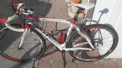 Bici corsa Pinarello dogma “diamant”