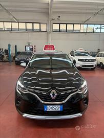 Renault Captur Plug-in Hybrid E-Tech 160 CV Initia