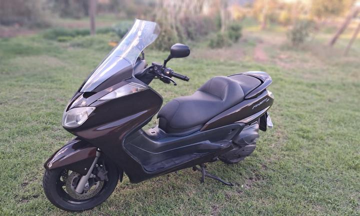 Yamaha Majesty 400 MAGESTY