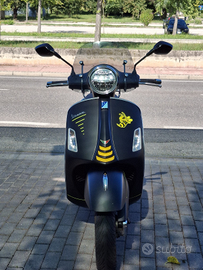 Vespa 300 hi tech 2021