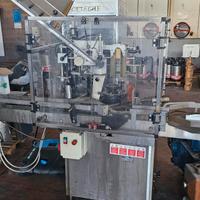 Impianto di imbottigliamento vini