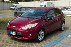 Ford fiesta 1.2 Benzina per neopatentati