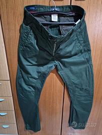 pantalone verde gaudi