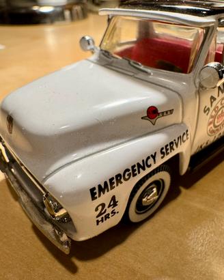 FORD F100 PICK UP TRUCK 1955 Santa Fe 1:43