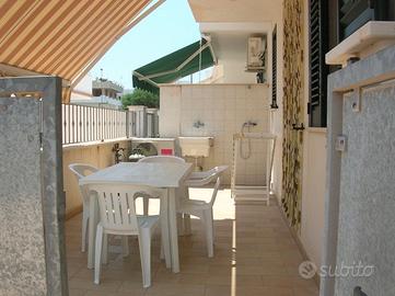 Casa a torre san giovanni a 200 metri spiaggia