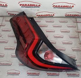 Fanalino stop sinistro Toyota Aygo X 2023