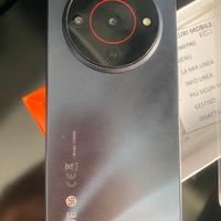 Telefono ZTE Blade A76