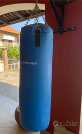 Sacco da boxe Energetics con supporto da parete