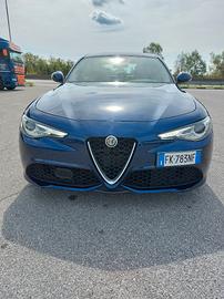 Alfa Romeo Giulia 2.2 Turbodiesel 210 CV AT8 AWD Q