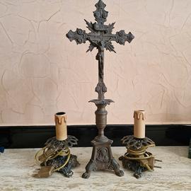 croce con candelabri in bronzo 