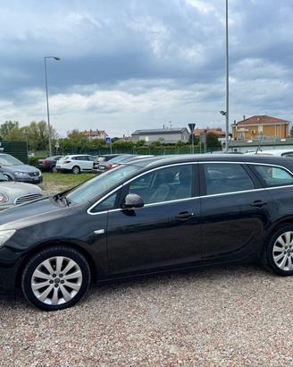 Opel Astra 1.4 Turbo 140CV GPL Gancio Traino