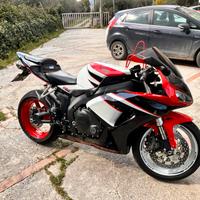 Honda cbr 1000 hrc s….c..amb,ii,o