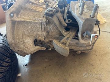 Cambio Ford turneo courier ecoboost 1.0 6 marce