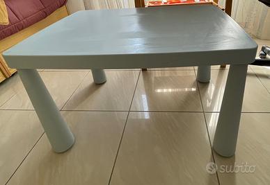 Tavolino ikea bambino  + sedie