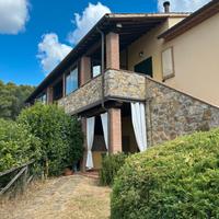 POMAIA (PI) - appartamento con piscina