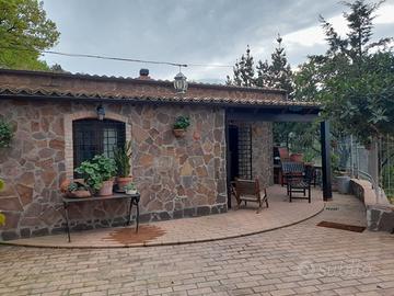 Splendida villetta con frutteto bio