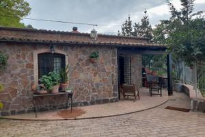 Splendida villetta con frutteto bio