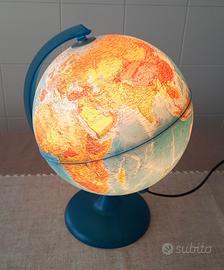 Mappamondo luminoso