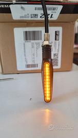 Frecce led per moto  ben visibili