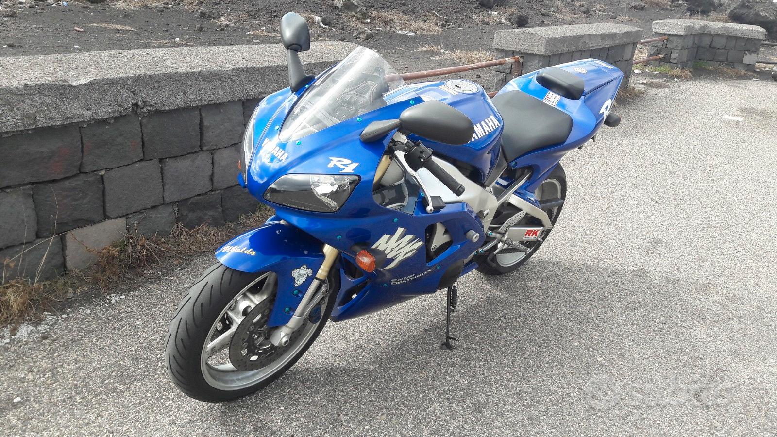 Yamaha YZF R1 1998 Moto e Scooter In vendita a Catania
