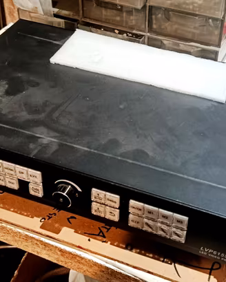 VIDEOPROCESSORE LEDWALL + 2 SENDER CARD