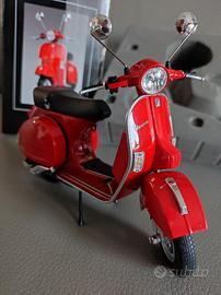 Schuco Vespa Px 125 Rossa Scala 1:10 Rarità