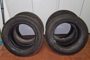 BRIDGESTONE DUELER 215/65R16 98V