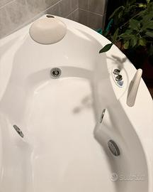 Vasca idromassaggio Jacuzzi