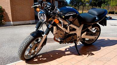 Suzuki SV 650 anno 2002