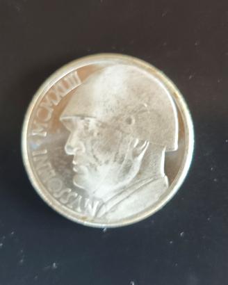 riproduzione moneta di Mussolini 