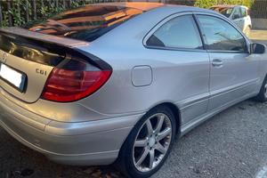 Mercedes-Benz C sport220
