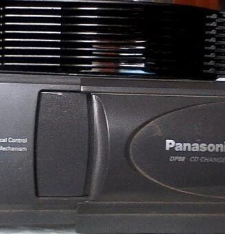 CARICATORE PER AUTORADIO PANASONCI  COME IN FOTO