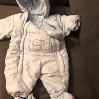 Tuta bambino con manopole e piedini che si staccan