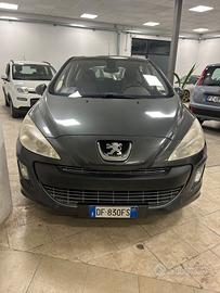 Peugeot 308 2.0 HDi 5p. Féline
