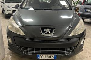 Peugeot 308 2.0 HDi 5p. Féline
