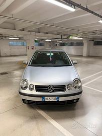 VOLKSWAGEN Polo 1ª-2ª/Derby - 2004