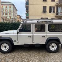 Land Rover defender 110 td4