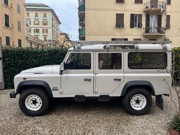Land Rover defender 110 td4