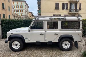 Land Rover defender 110 td4